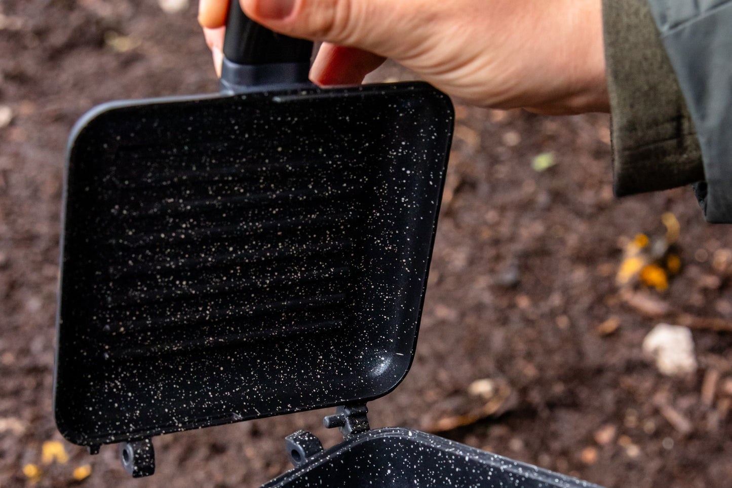 RidgeMonkey Connect Deep Pan and Griddle
