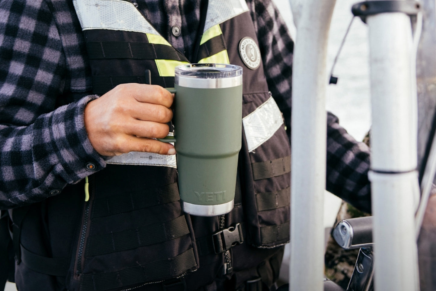Yeti Rambler 20oz Travel Mug