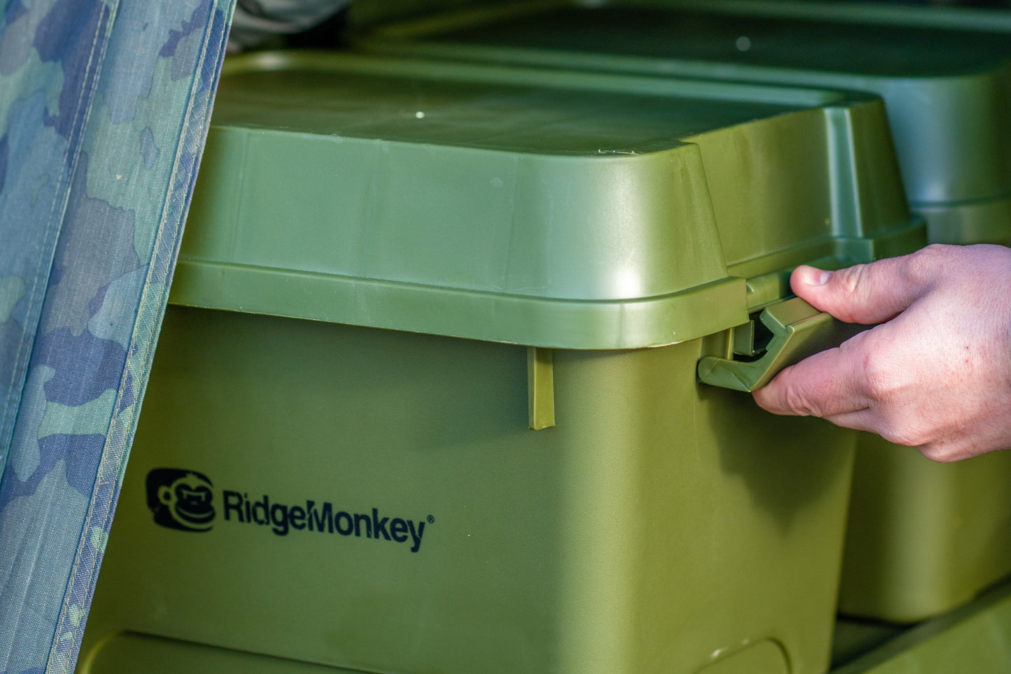 RidgeMonkey Armoury Stackable Storage Box - 16L