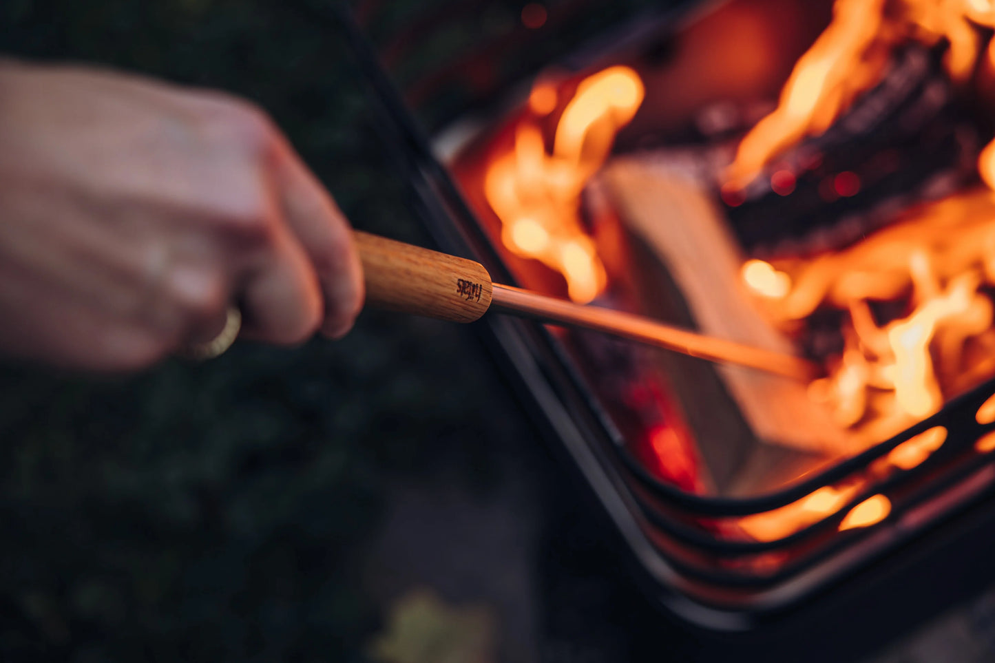 Hofats Cube Fire Basket - Black